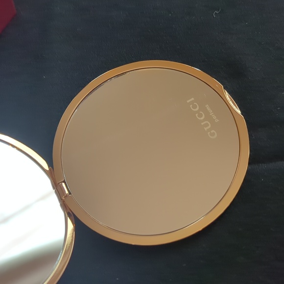Gucci Compact Mirror - Picture 3 of 4